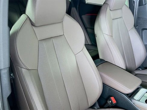 New 2025 Audi Q5 2.0T Premium Plus image 28