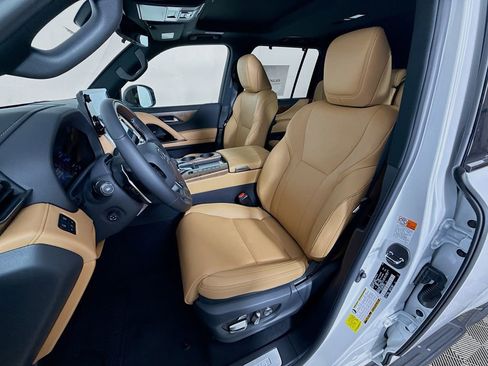 New 2026 Lexus LX 700h Luxury image 16