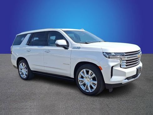 Used 2024 Chevrolet Tahoe High Country image 2