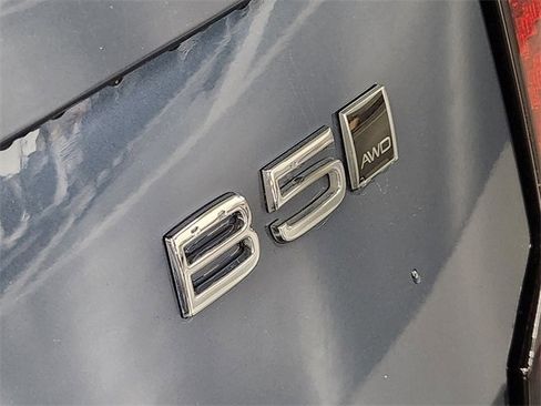 Used 2025 Volvo XC90 B5 Plus image 13