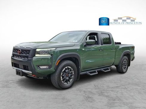Used 2025 Nissan Frontier PRO-4X w/ Pro Premium Package AWD/4WD image 3