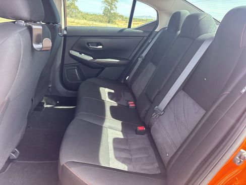 Used 2024 Nissan Sentra SR FWD image 11