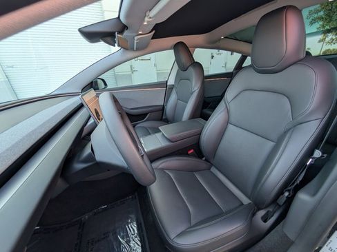 Used 2025 Tesla Model 3 Long Range RWD image 10