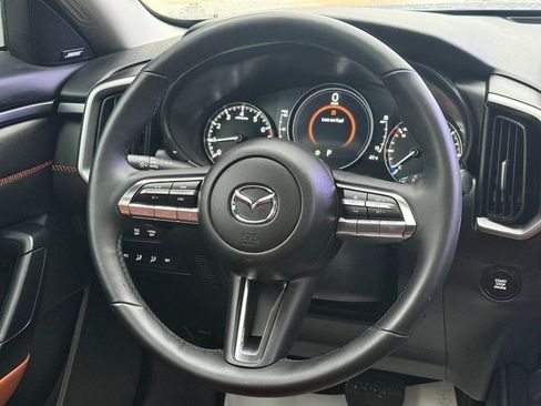 Used 2025 MAZDA CX-50 Meridian Edition w/ Weather Package image 15