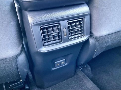 Used 2024 Toyota RAV4 XLE image 32