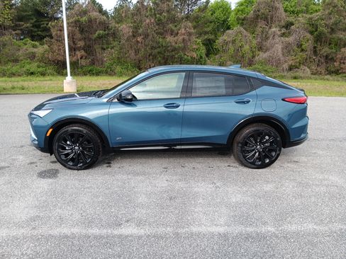 New 2026 Buick Envista Sport Touring image 3