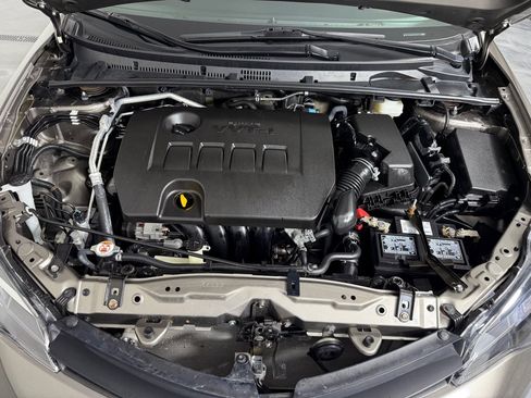 Used 2019 Toyota Corolla LE FWD image 25