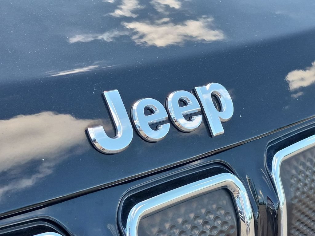 Used 2022 Jeep Compass Limited AWD/4WD image 9