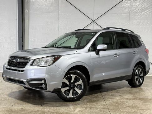 Used 2017 Subaru Forester 2.5i Limited image 1