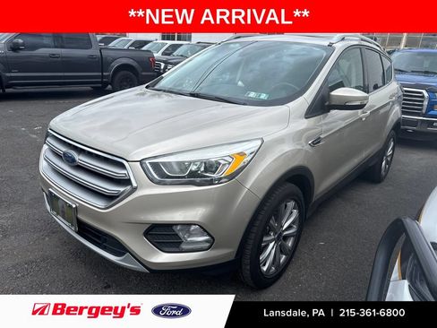 Used 2017 Ford Escape Titanium AWD/4WD image 1