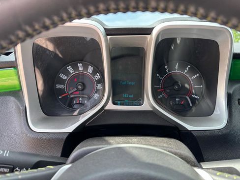 Used 2010 Chevrolet Camaro LT RWD image 13