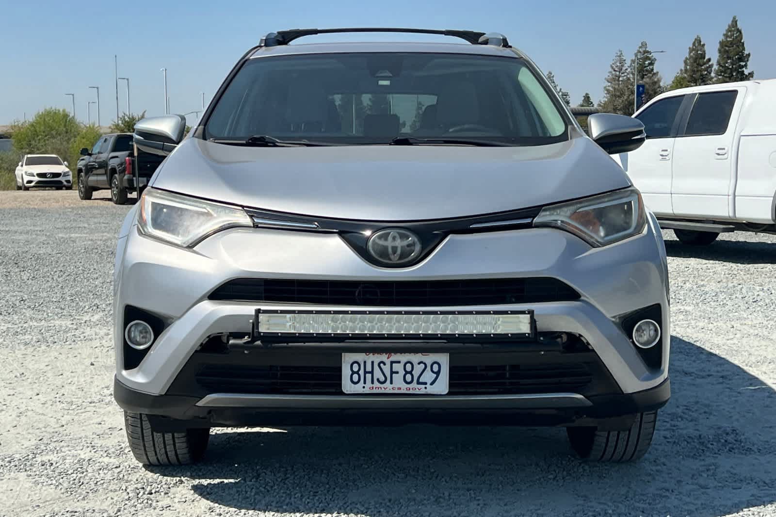 Used 2018 Toyota RAV4 XLE FWD image 11