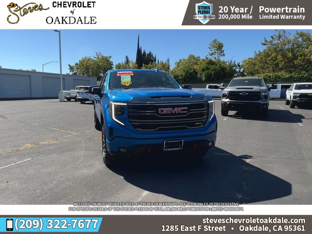 Used 2023 GMC Sierra 1500 AT4 w/ Technology Package AWD/4WD image 3