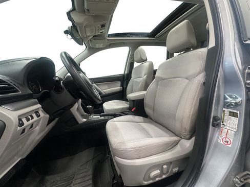 Used 2015 Subaru Forester 2.5i Premium image 10