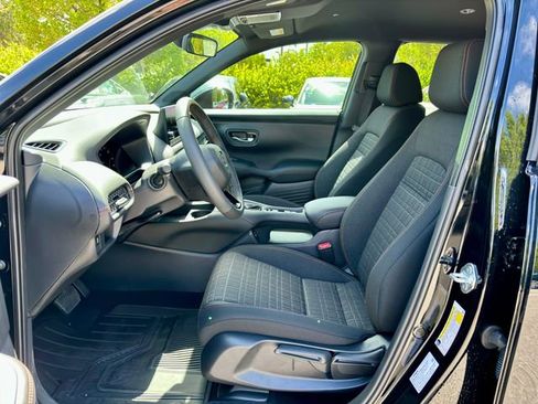 New 2026 Honda HR-V Sport image 8