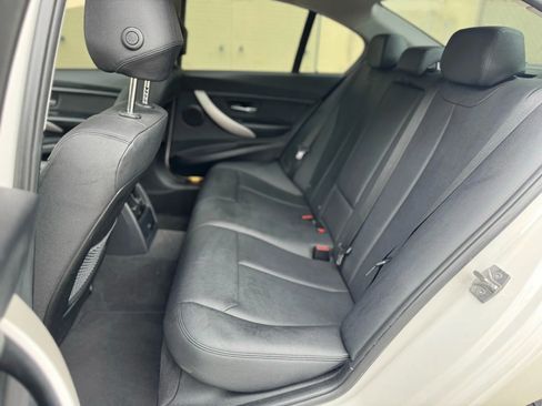 Used 2013 BMW 320i xDrive Sedan image 23