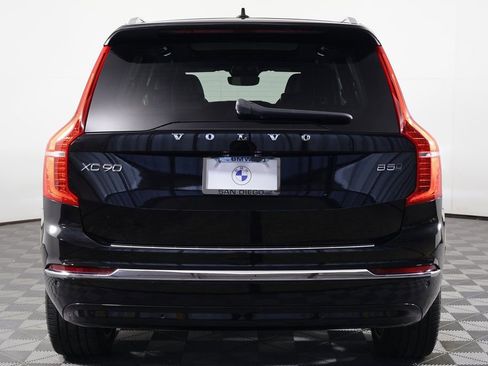 Used 2023 Volvo XC90 B5 Plus w/ Protection Package Premier AWD/4WD image 5