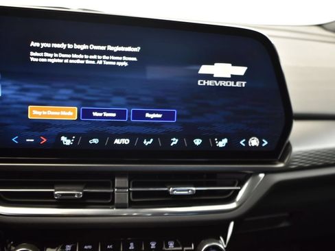 New 2026 Chevrolet Equinox EV LT w/ Comfort Package AWD/4WD image 25