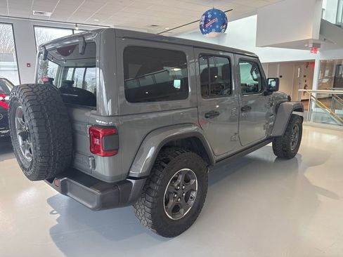 Used 2020 Jeep Wrangler Unlimited Sahara image 11