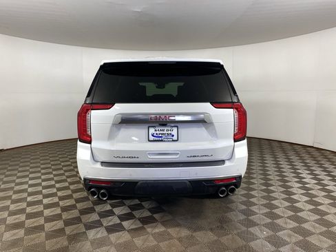 Used 2024 GMC Yukon Denali w/ Advanced Technology Package image 6