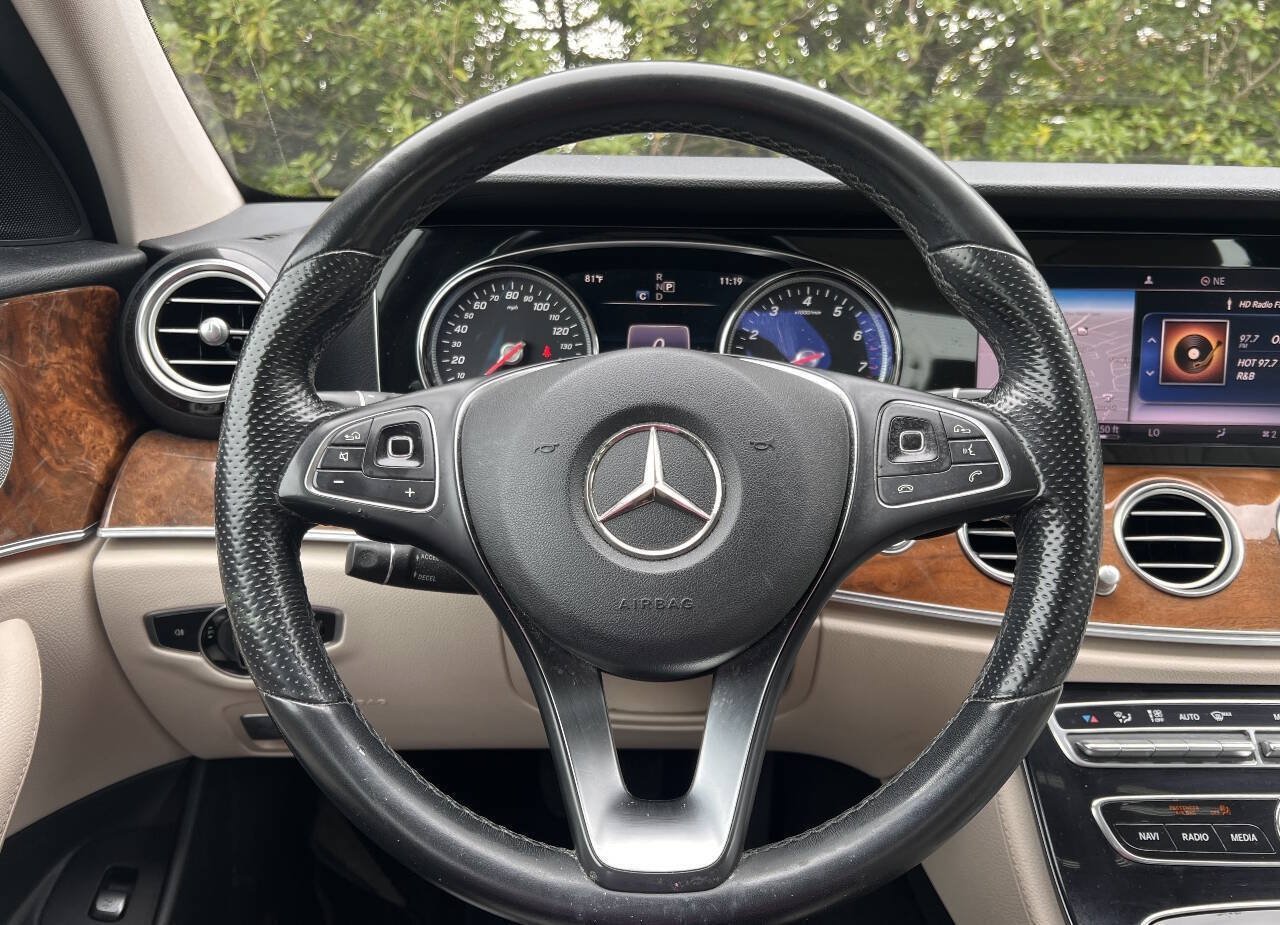 Used 2018 Mercedes-Benz E 300 image 24