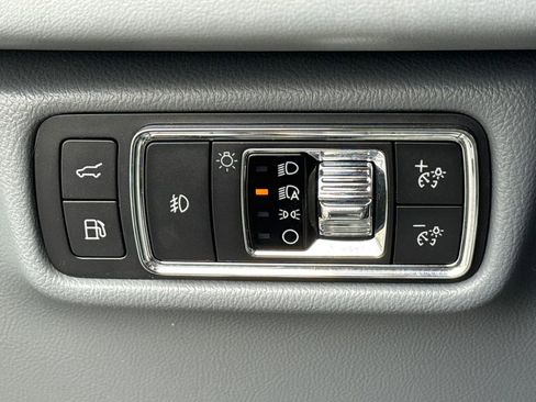 Used 2020 Lincoln Aviator Grand Touring w/ Equipment Group 301A image 40