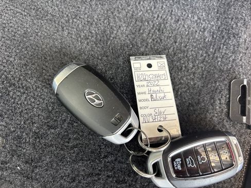 Used 2022 Hyundai Palisade SEL w/ Premium Package AWD/4WD image 39