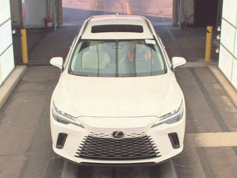 Used 2024 Lexus RX 350h image 2