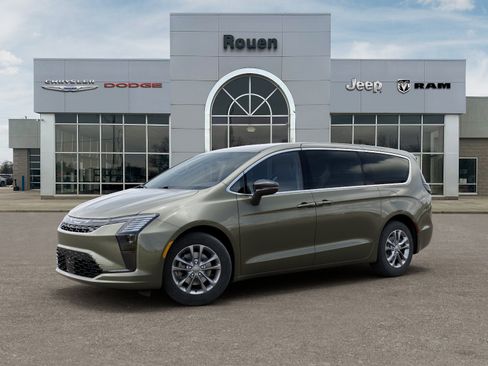 New 2027 Chrysler Pacifica Select FWD image 44