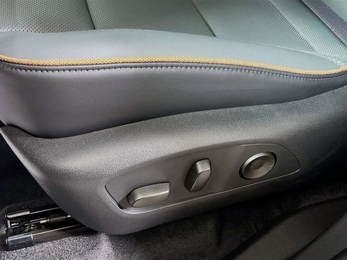 New 2026 GMC Acadia AT4 w/ Luxury Package AWD/4WD image 15