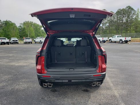 New 2026 Chevrolet Traverse LT FWD image 9