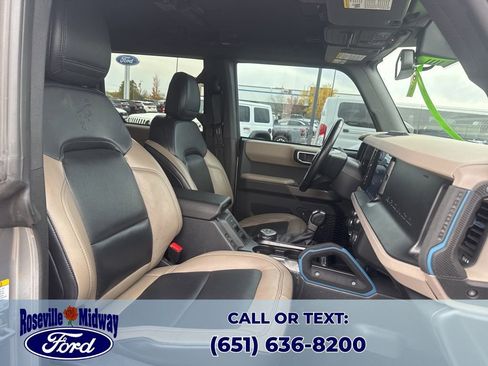 Used 2023 Ford Bronco Wildtrak image 42