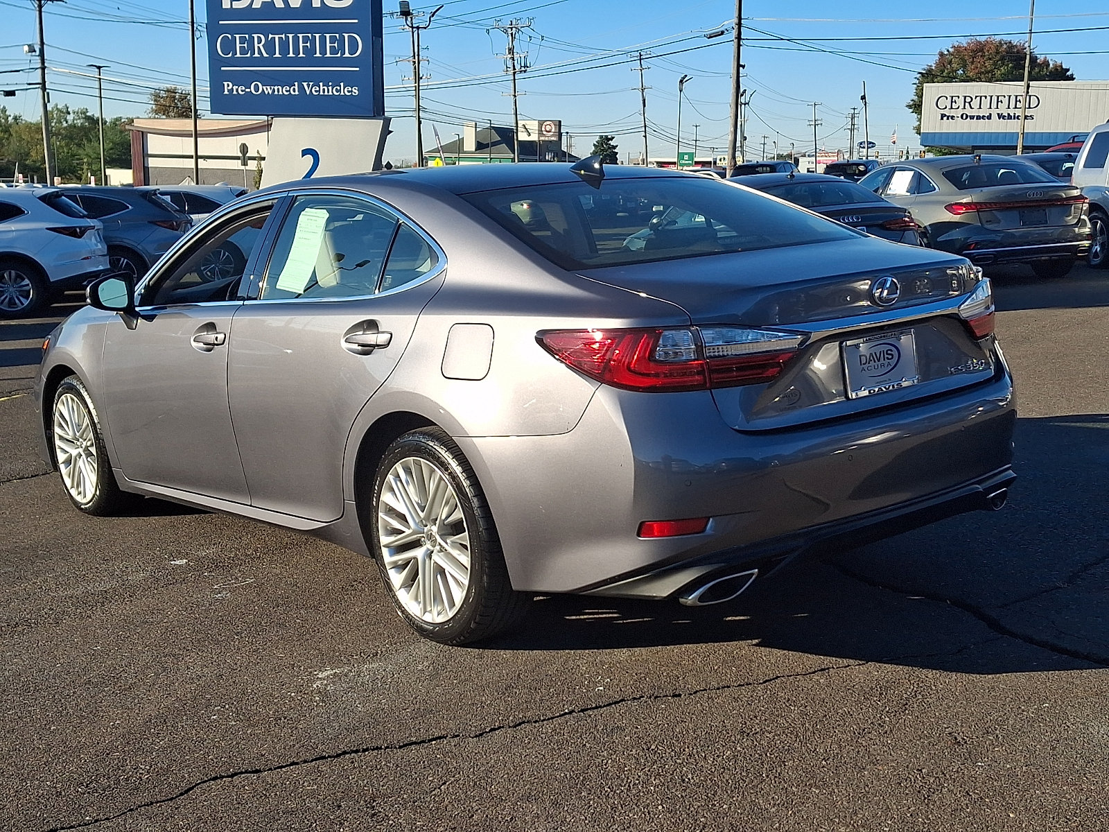 Used 2016 Lexus ES 350 w/ Luxury Package w/Wood Trim FWD image 6