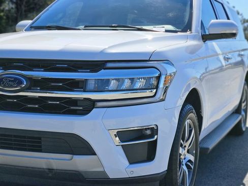 Used 2024 Ford Expedition Max Limited image 9