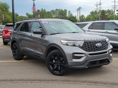 Certified 2024 Ford Explorer ST-Line w/ Class IV Trailer Tow Package AWD/4WD image 1