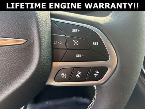 New 2025 Chrysler Voyager LX image 20