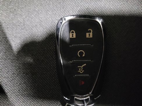 Used 2020 Chevrolet Equinox LT AWD/4WD image 32