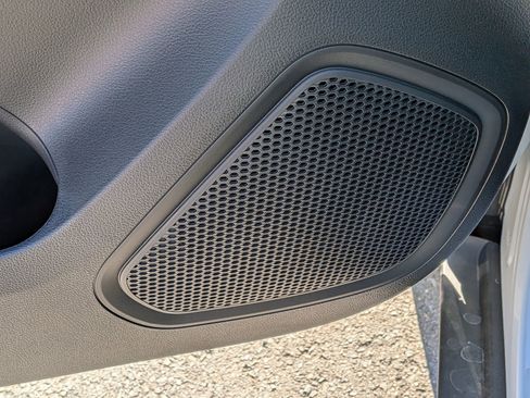 New 2026 Hyundai Venue SEL FWD image 16