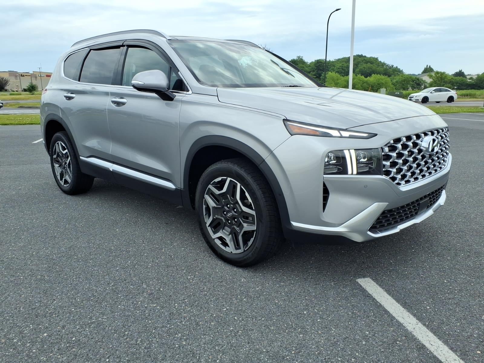 Used 2022 Hyundai Santa Fe Limited AWD/4WD image 3