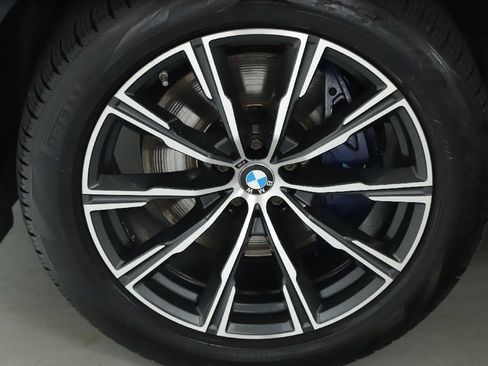 Used 2023 BMW X5 xDrive40i w/ Executive Package AWD/4WD image 45