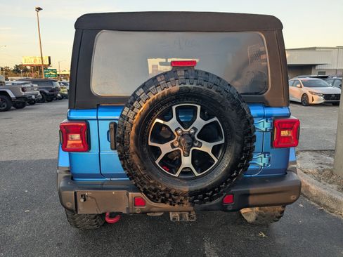 Used 2021 Jeep Wrangler Unlimited Rubicon image 3