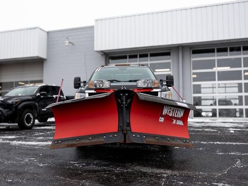 Used 2011 Chevrolet Silverado 2500 LT w/ Interior Plus Package image 7