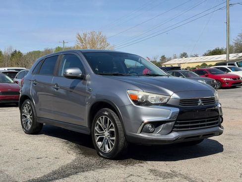 Used 2016 Mitsubishi Outlander Sport SE image 7