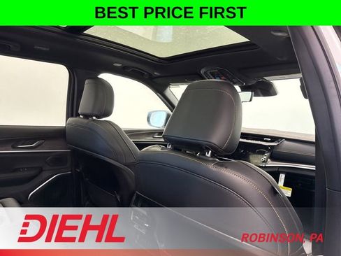 New 2026 Jeep Grand Cherokee Limited AWD/4WD image 13