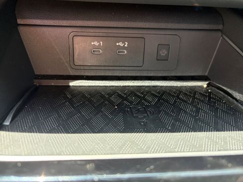 Used 2025 Nissan Murano SV AWD/4WD image 19