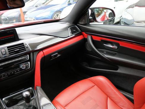 Used 2020 BMW M4 Competition w/ Competition Package RWD image 47