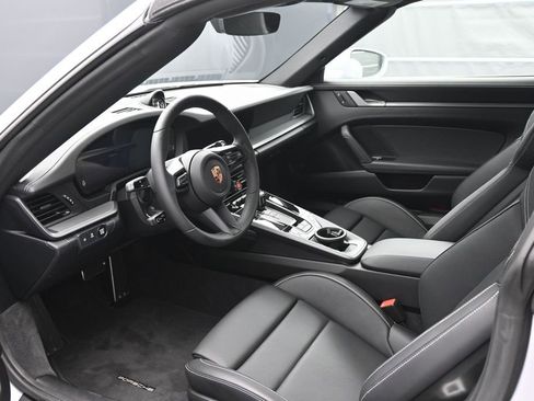 Certified 2026 Porsche 911 Targa 4S AWD/4WD image 7