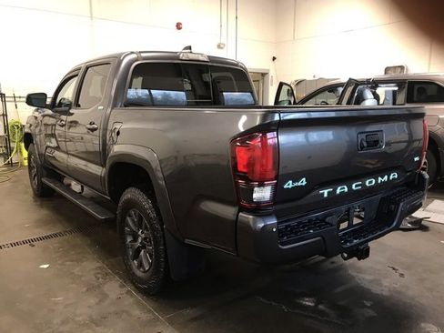 Certified 2021 Toyota Tacoma SR5 image 6