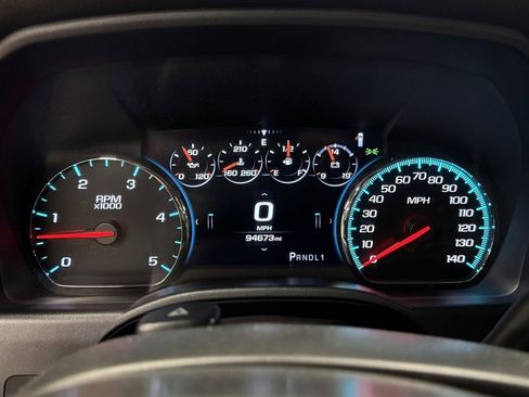 Used 2017 GMC Sierra 3500 Denali w/ Duramax Plus Package image 33