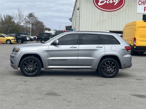 Used 2020 Jeep Grand Cherokee High Altitude image 2